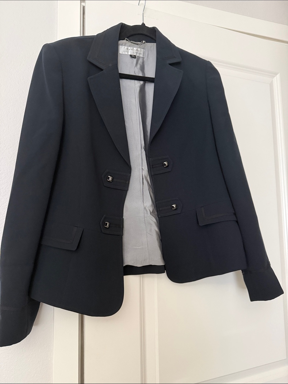 Classic Navy Women's Blazer Jacket - Elegant Tailored Style